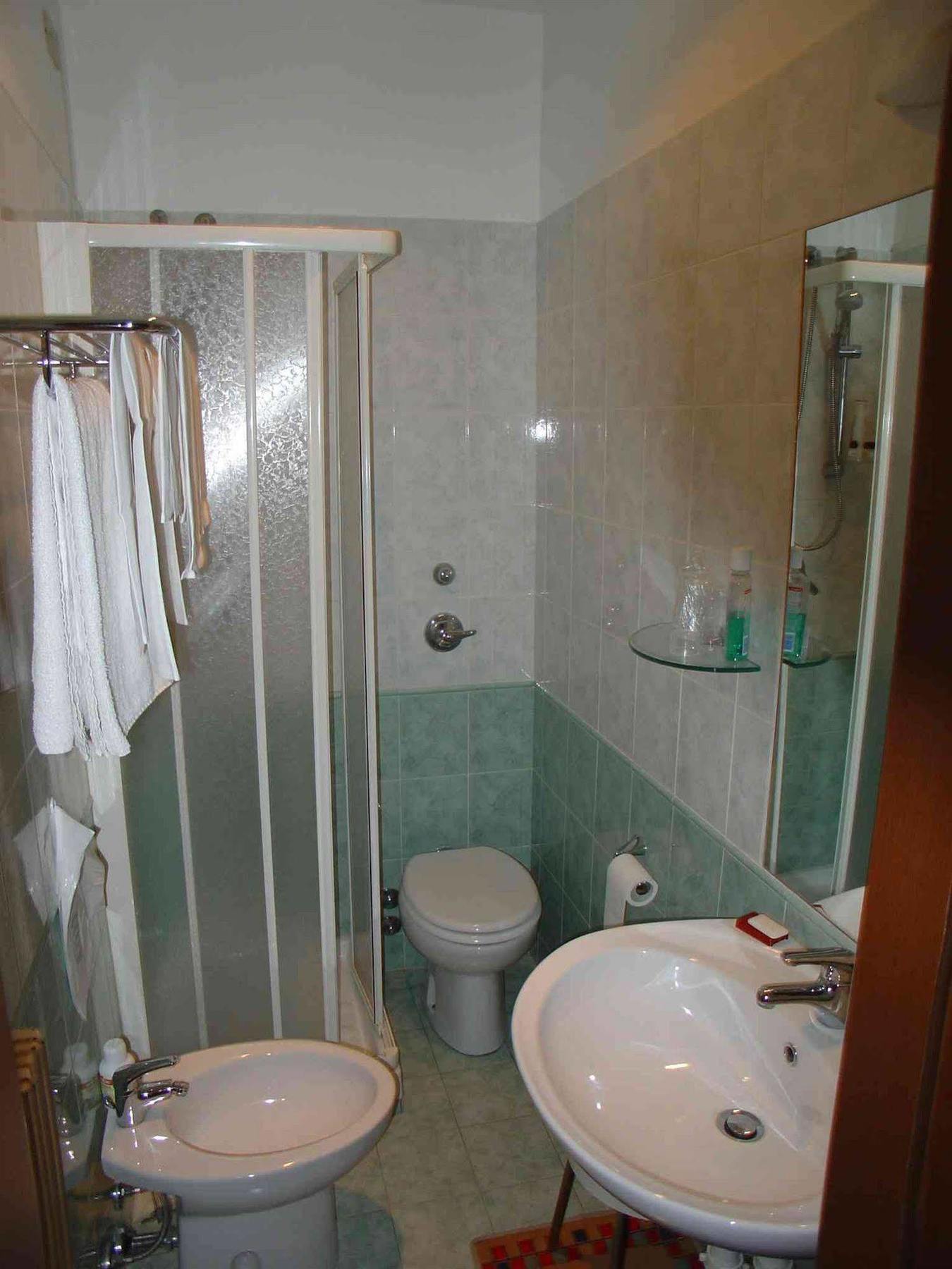 Hotel Johnny Милан Экстерьер фото